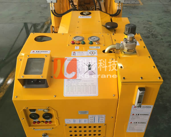遙控柴油機(jī)履帶起重機(jī)（蜘蛛吊車(chē)）